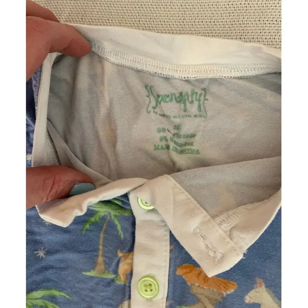 Serendipity Nativity 2pc pajamas size medium 5-6‎